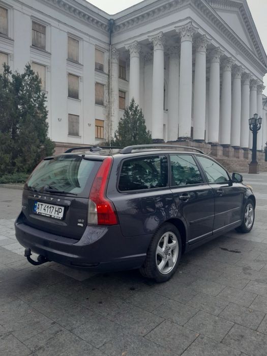 Volvo v50 в идеальном состоянии