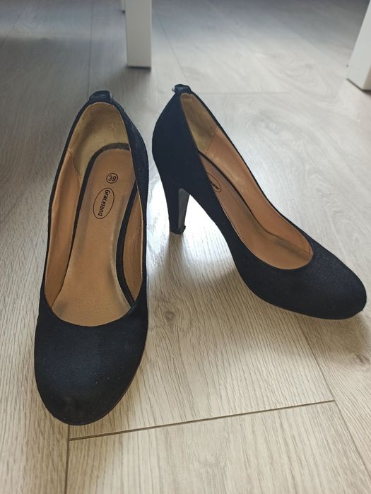 Buty czarne na obcasie 39 szpilki