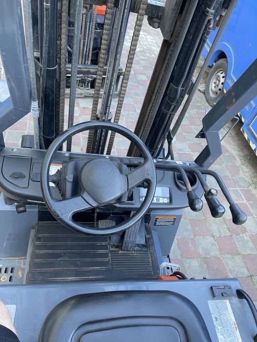 Електричний навантажувач Toyota 8FBCU20 36V 2015р