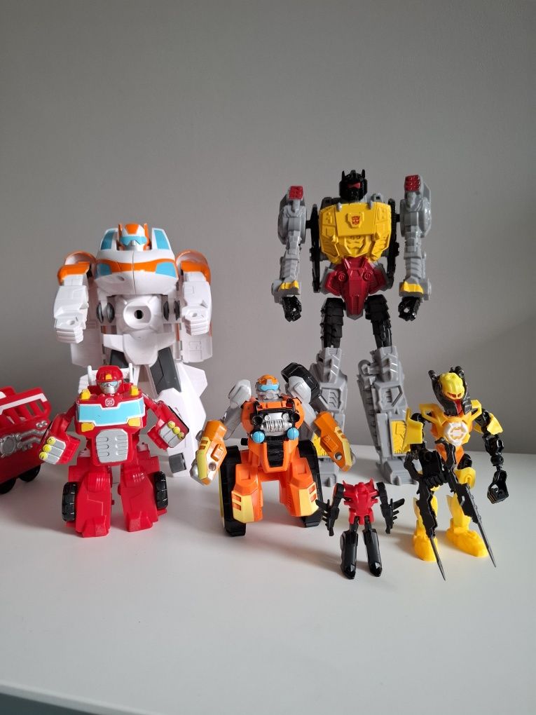 Transformers Hasbro Hitwave Rescue Bots Brushfire samolot dinozaur