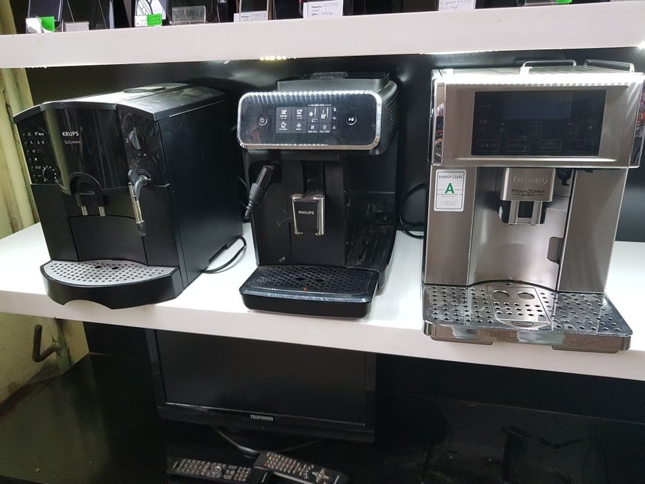 Кавомашина Philips EP2220