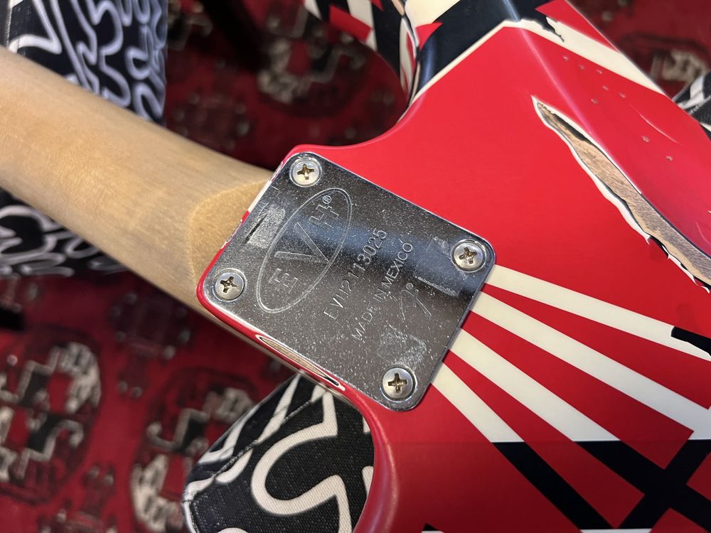 EVH Frankie Striped Relic (Eddie van Halen signature)