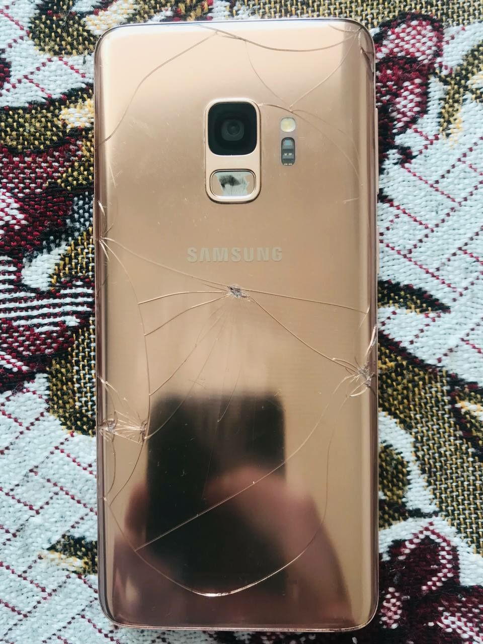 Samsung s9/ Самсунг с9 на 6/64