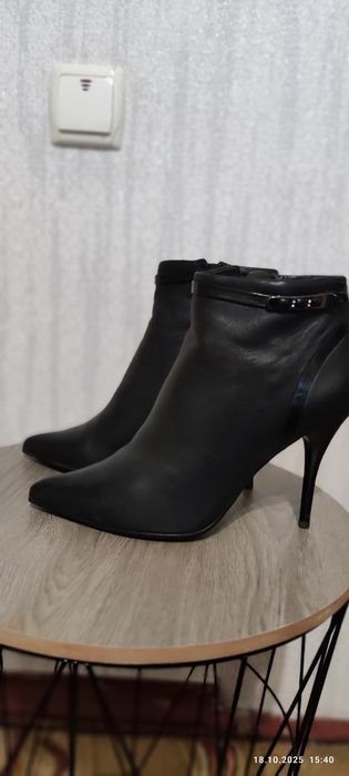 Ботильйони з натуральної шкіри