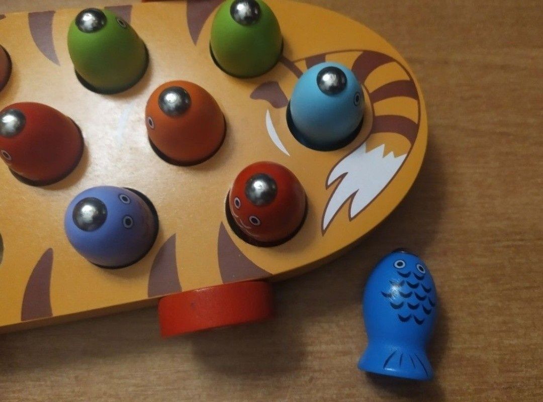 Развивающая деревянная игрушка -каталка.Каталка-рыбалка-кот fun toys m