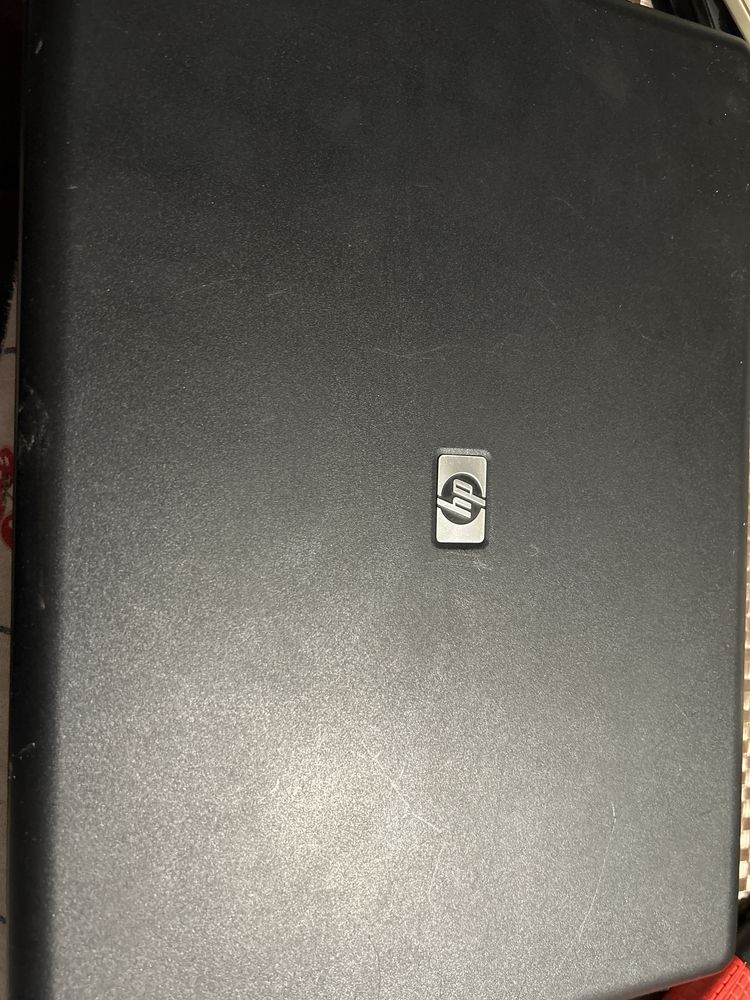 Laptop Hp g7000 model G7060EP