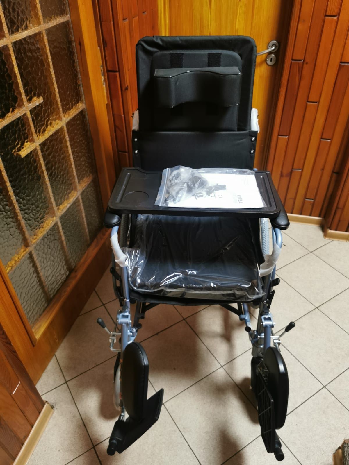 Wózek inwalidzki specjalny RECLINER VITEA cena ostateczna 900 CARE