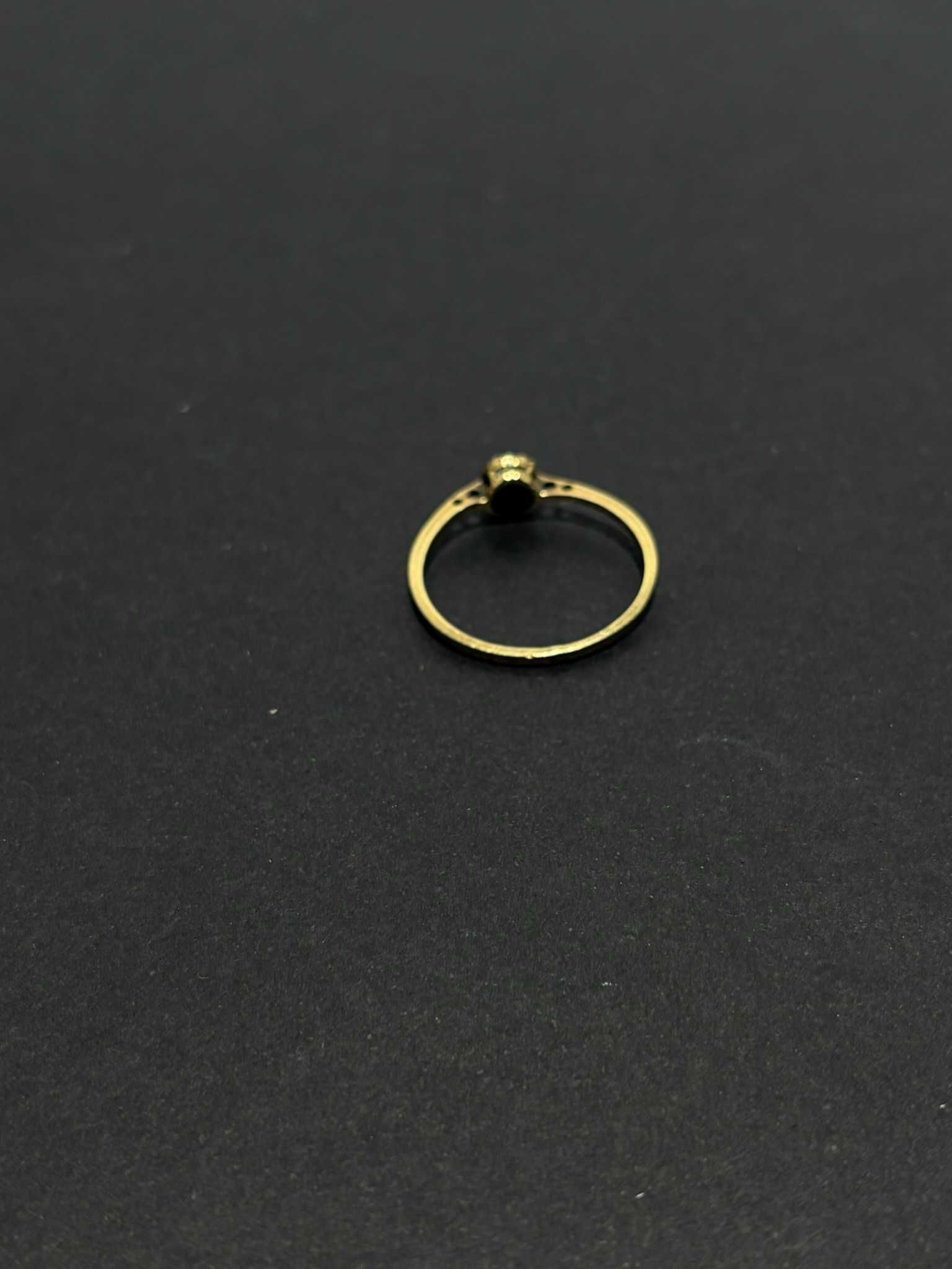 ZŁOTO - pierścionek z oczkiem 333/1,23g R21