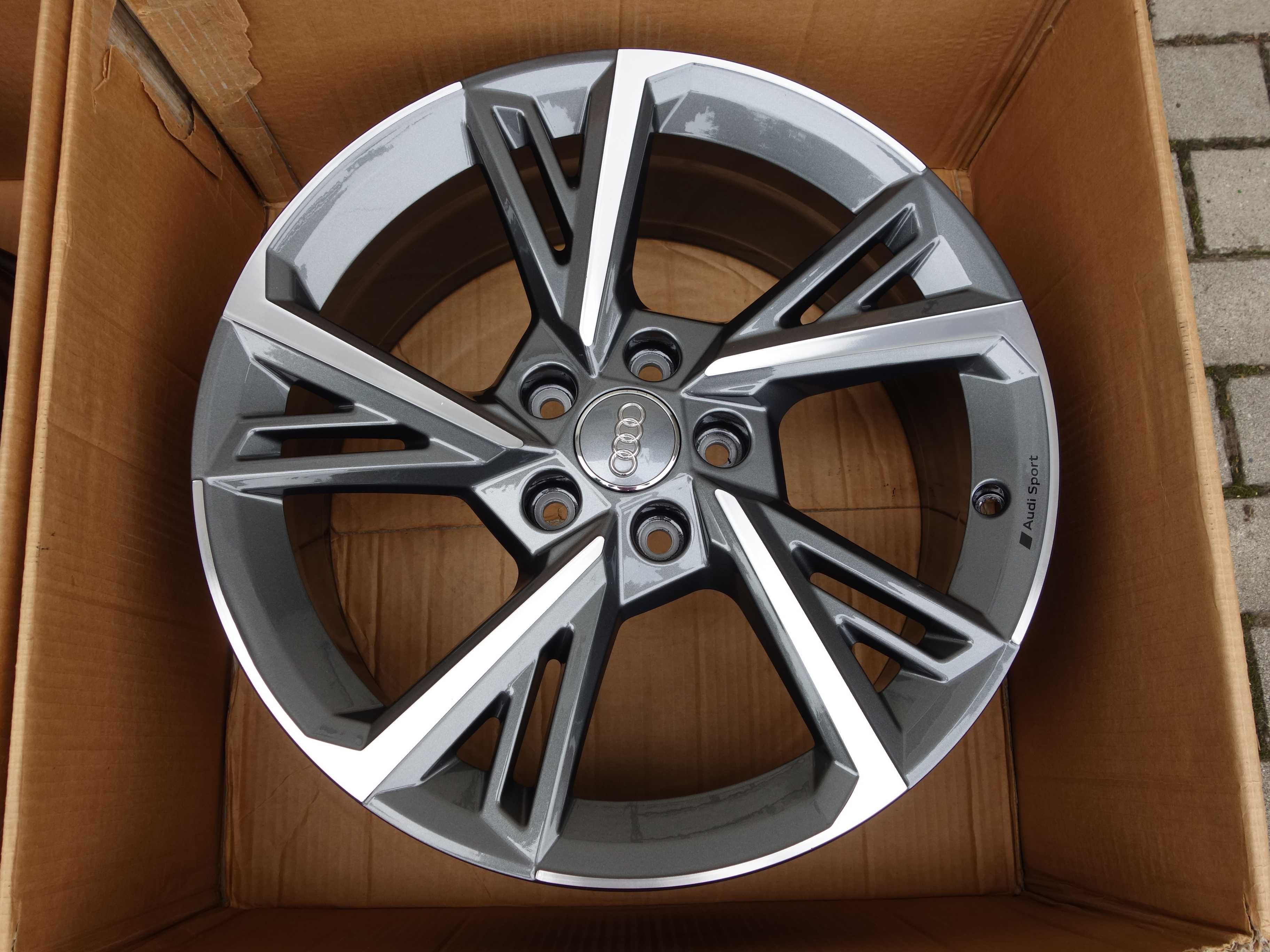 Felgi AUDI S3 A3 8Y0 8V0 Q3 Q2 18'' AUDI SPORT Oryginał