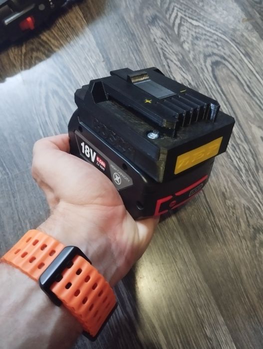 Адаптер перехідник акумулятор Bosch Pro 18V на інструмент Dnipro-M 20V