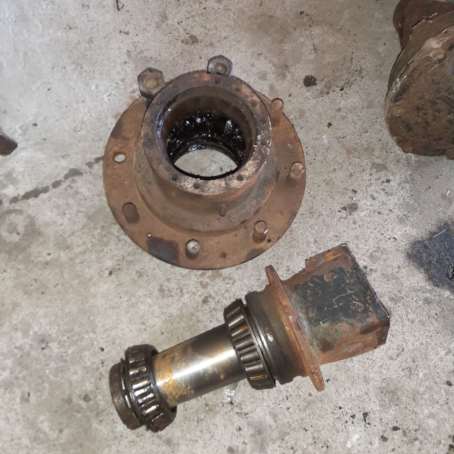 Star 28  200 ził gaz 66 żuk most reduktor skrzynia pół oś fadroma ł