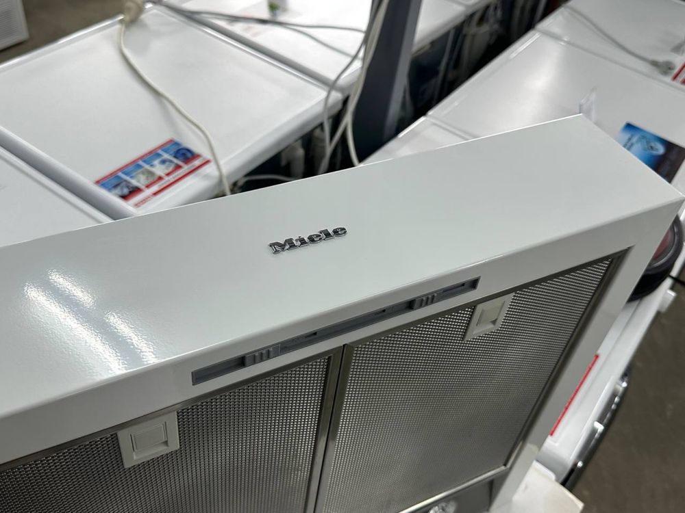 Встраиваемая вытяжка Miele DA 1160