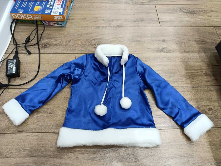 Продам новорічний костюм Миколая