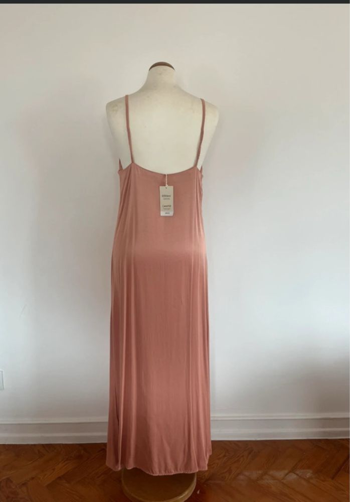 Vestido comprido rosa Mango