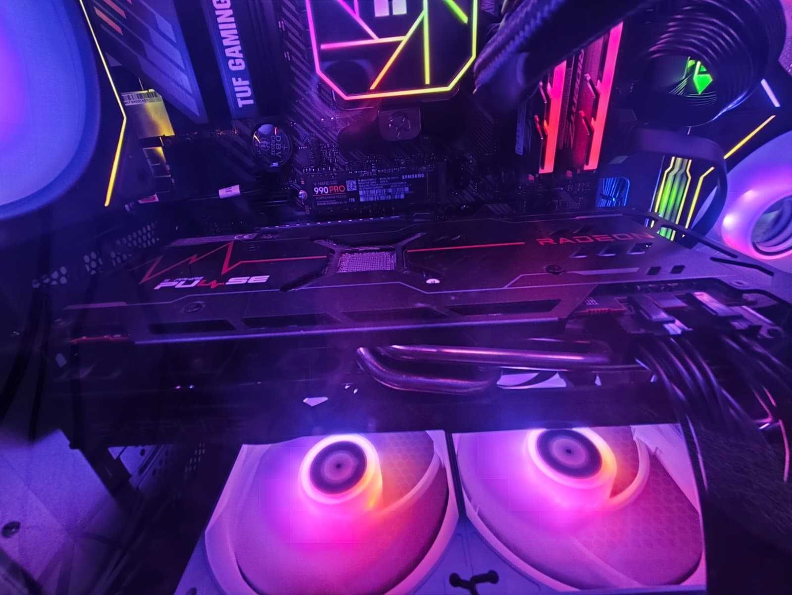 PULSE AMD Radeon RX 6700 XT 12GB  Excelente estado + Garantia até 2026