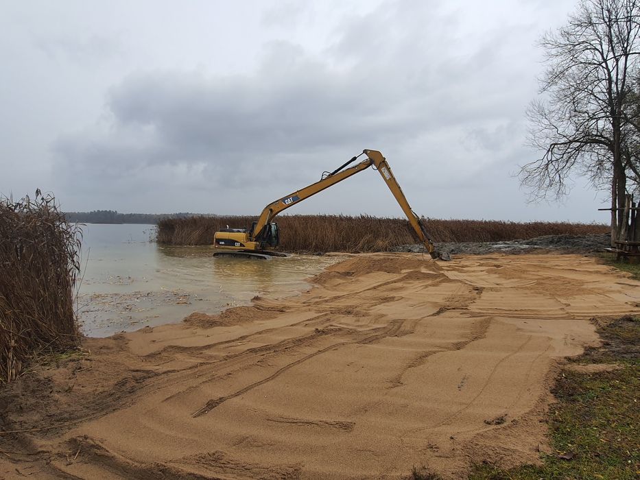 Roboty ziemne Wykopy kopanie stawów odmulanie pogłębianie koparka LONG