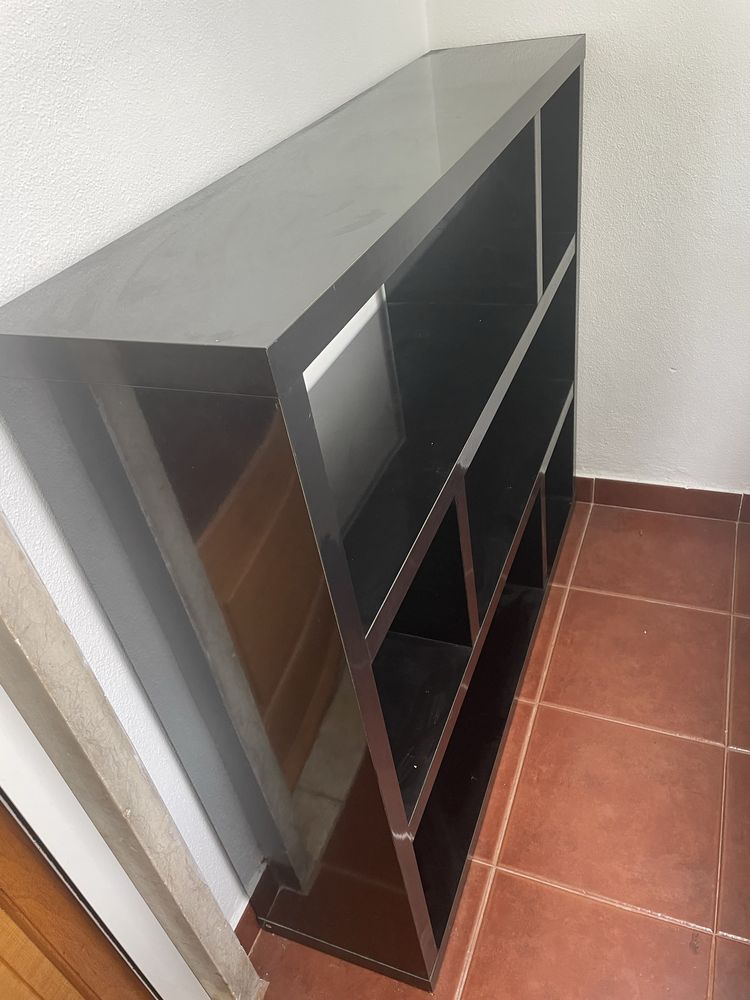Vendo Estante preta IKEA