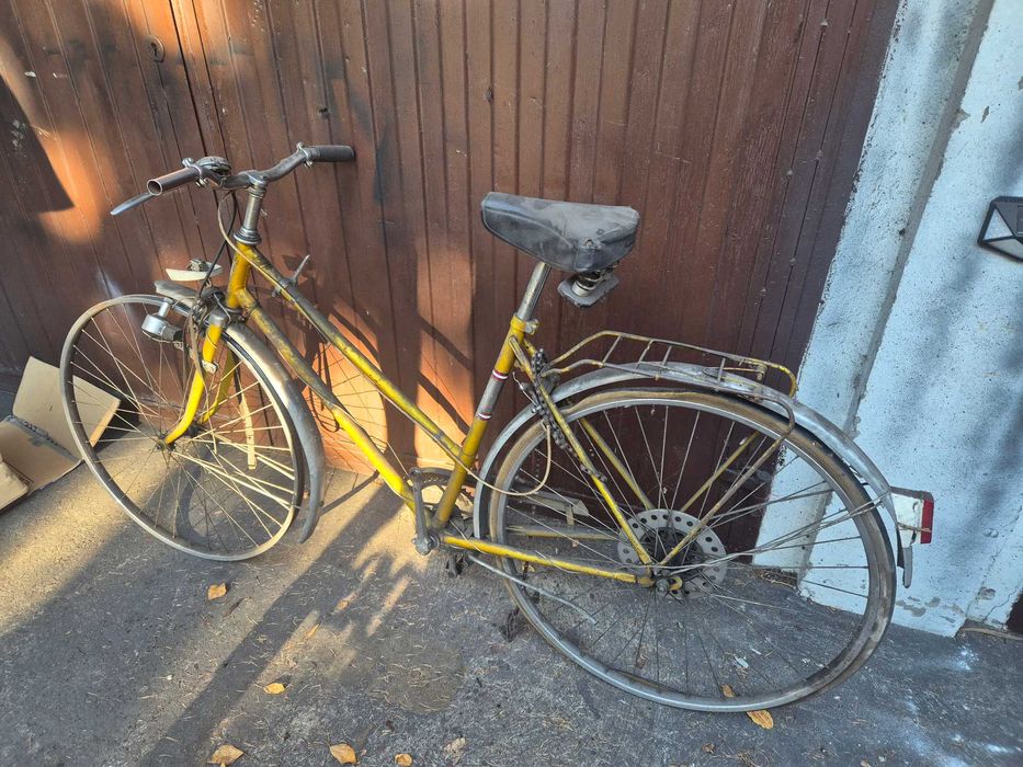 Kultowy rower Wilga rower z 1974 roku złoty