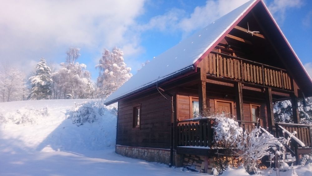 Sylwester w Bieszczadach, Nowy Rok, górska chatka, duży domek w górach