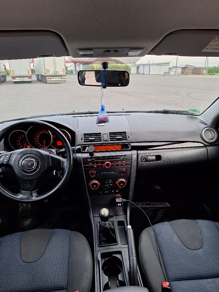 Mazda 3 1.6 lpg 2003r