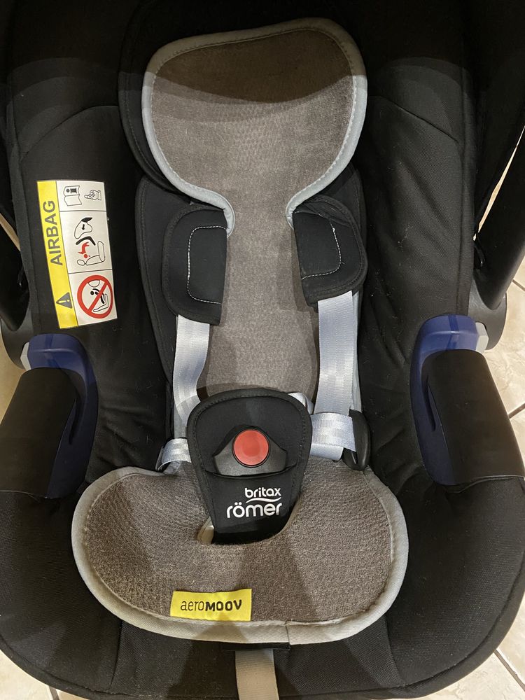 Fotelik Britax Römer z bazą