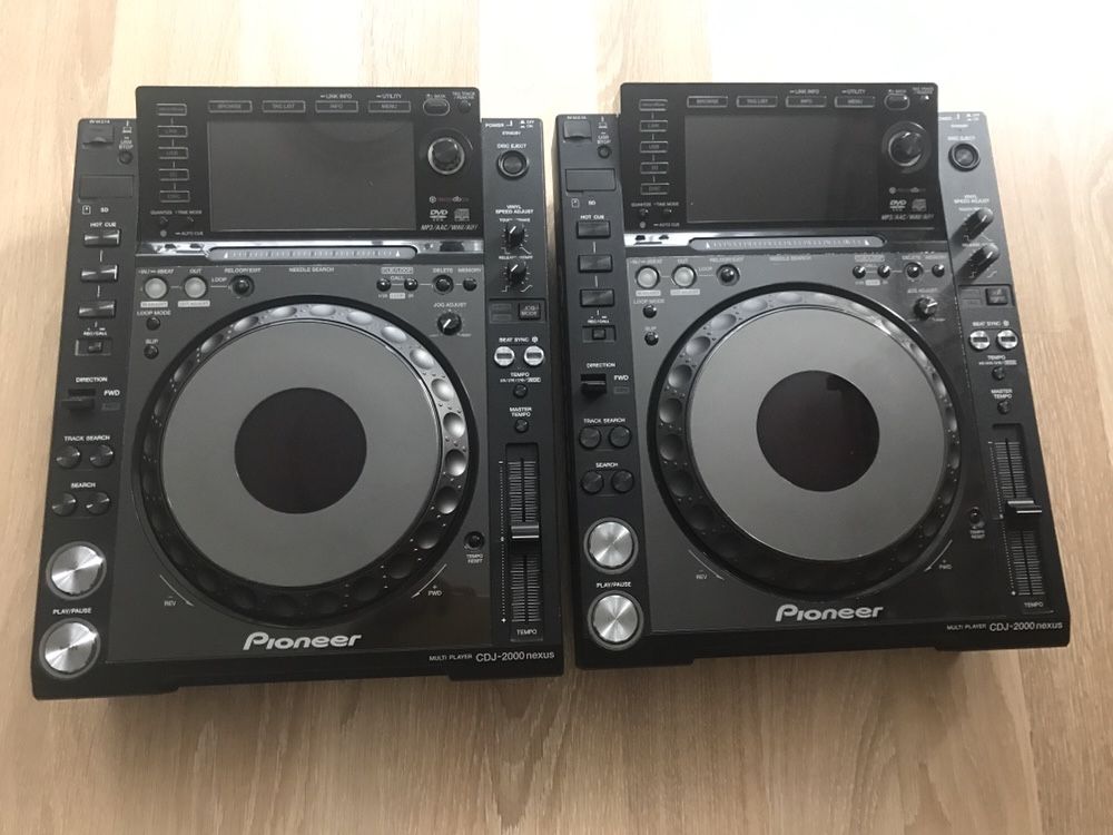 Cdj 2000 nexus Pioneer