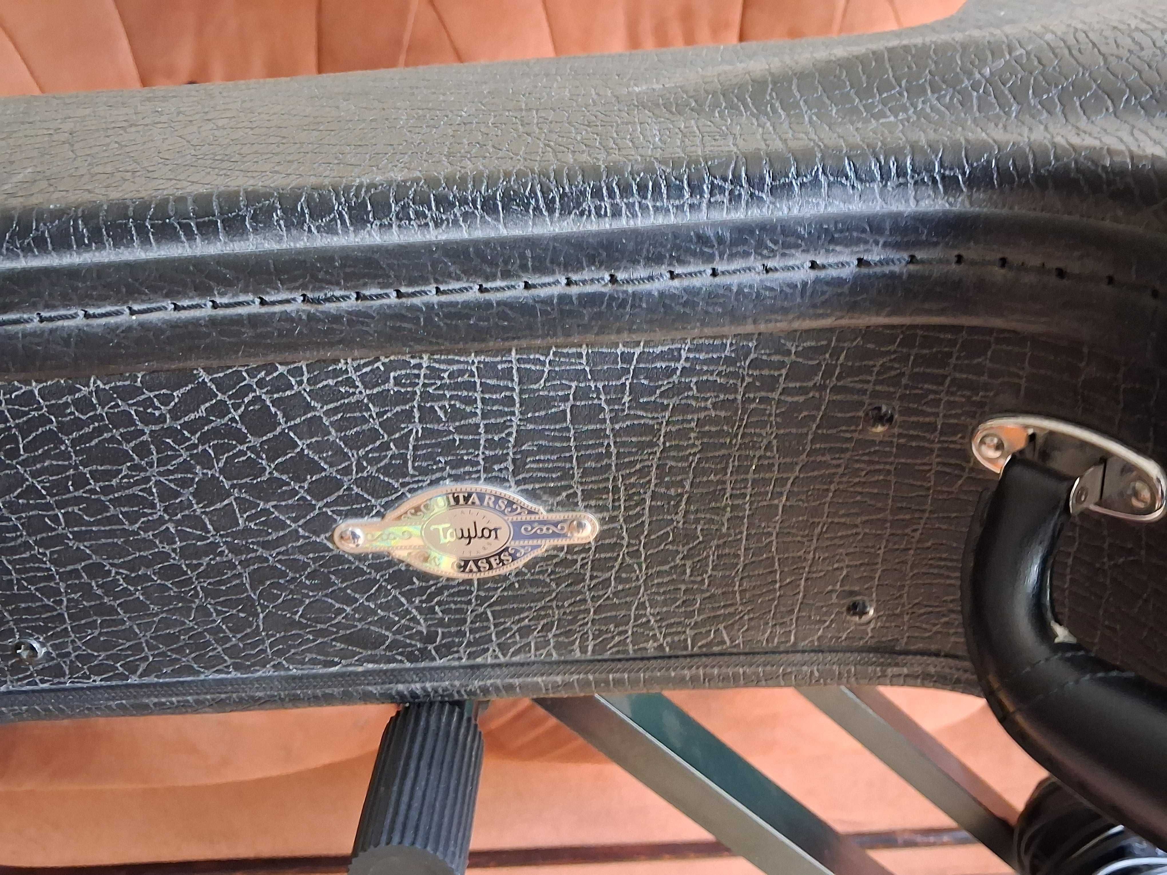 Gitara Taylor 310