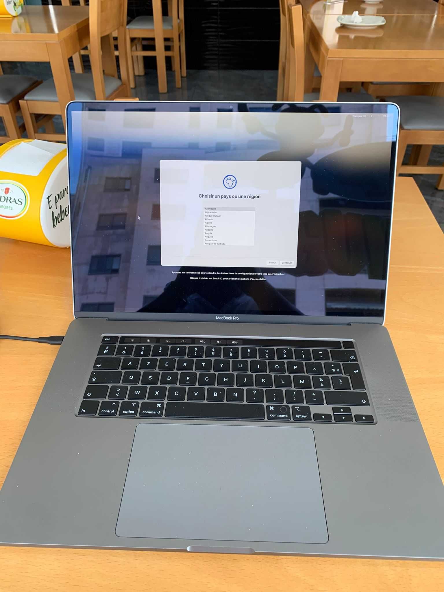MacBook Pro Retina 15-inch (2019) - Core i7 - 16GB SSD 512 AZERTY