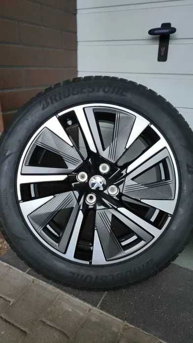Koła Peugeot 2008 II 18'' 4x108 opony zima 215/55/18 (OL1790)