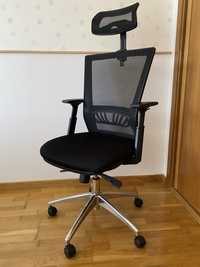 Cadeira de escritorio reclinavel e regulavel em altura