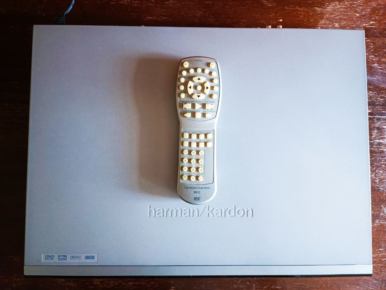 DVD програвач Harman Kardon 22