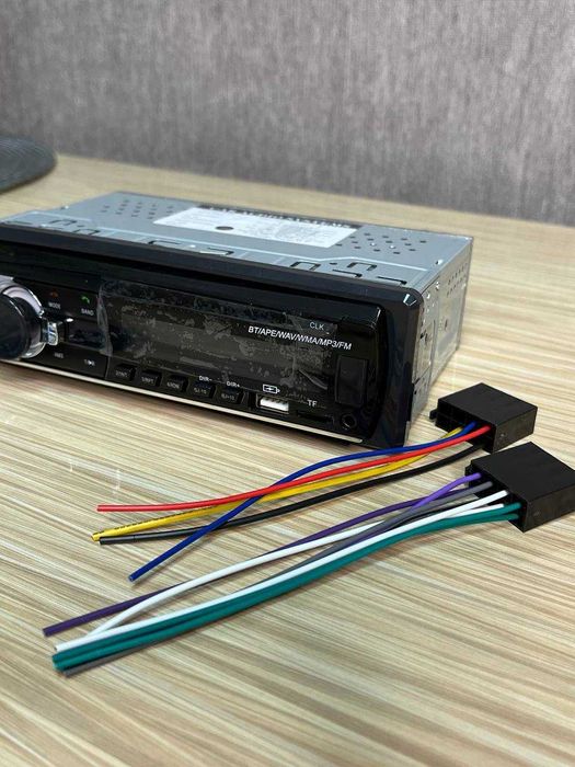 Автомагнитола  с Bluetooth  2-USB, SD, FM приемником 520