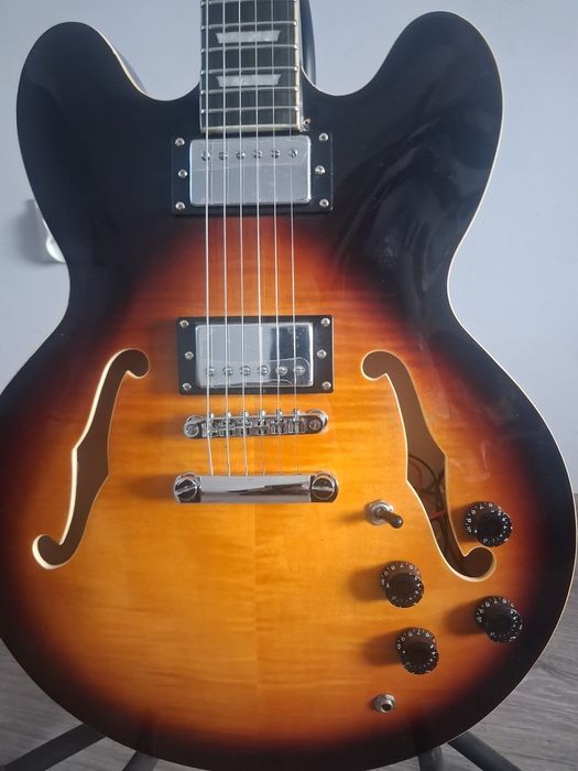 Gitara elektryczna niemieckiej firmy rocktile