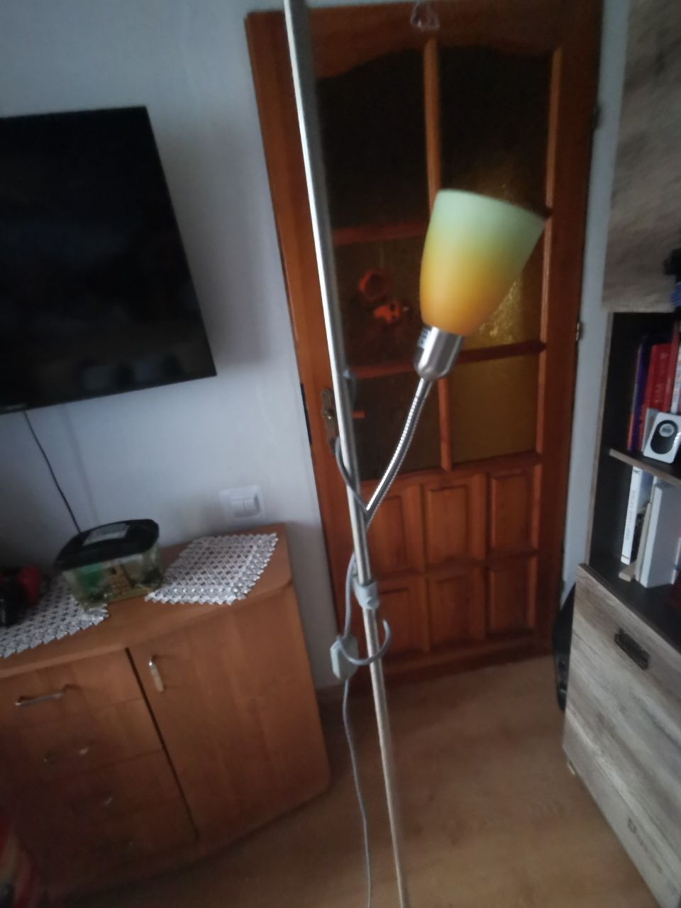 Lampa stojąca aa