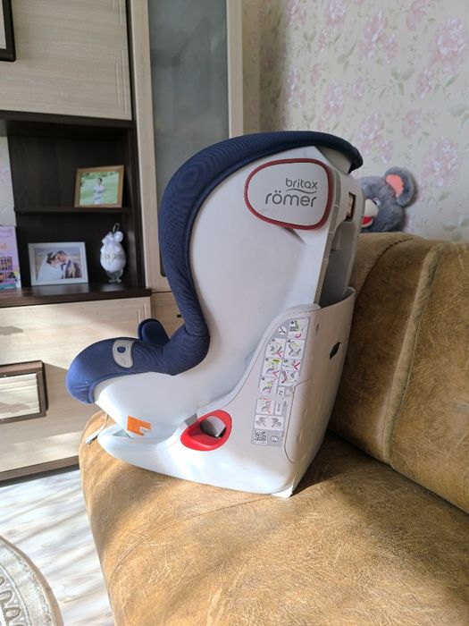 Дитяче автокрісло