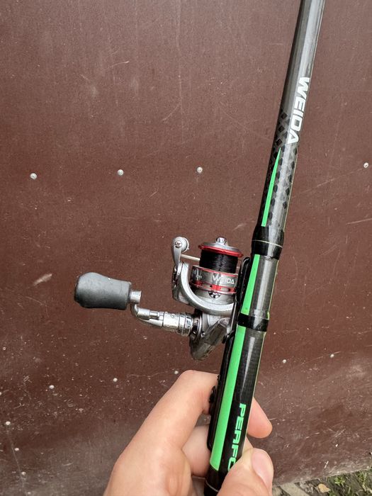 Продам класну поплавочну вудочку