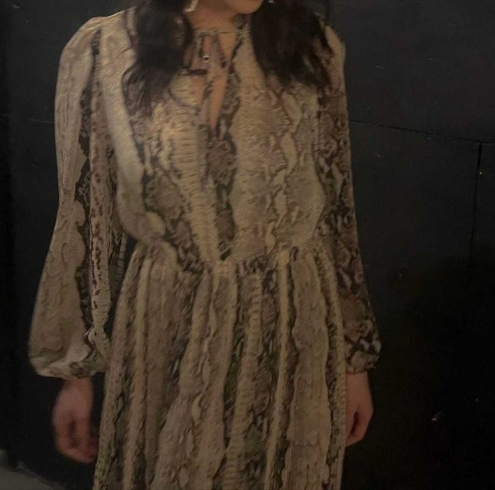 Плаття RESERVED xs-s