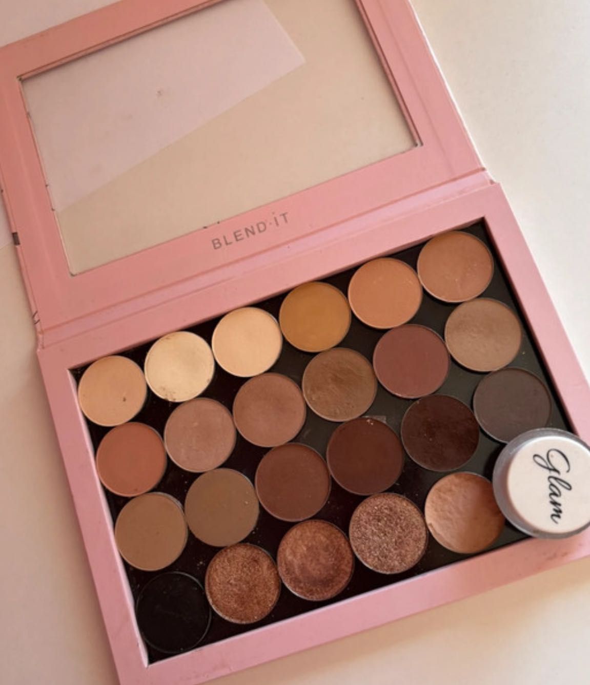Paleta cieni glam shop