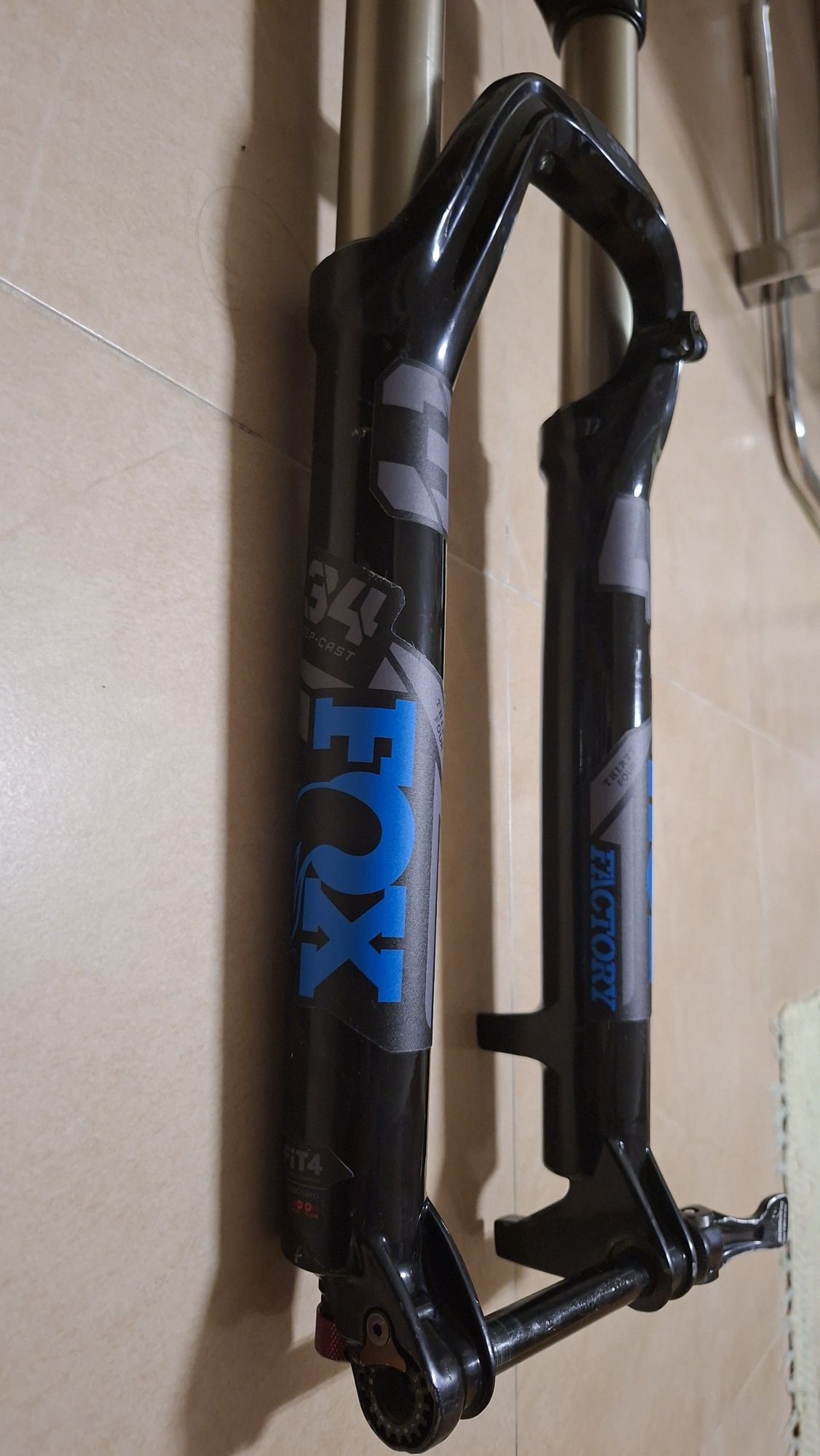 Suspensão Fox 34 - 27,5 - 170mm
