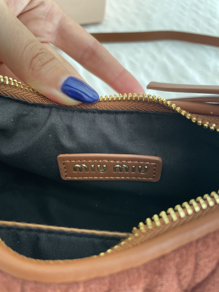 Mala MiuMiu Suede Castanha