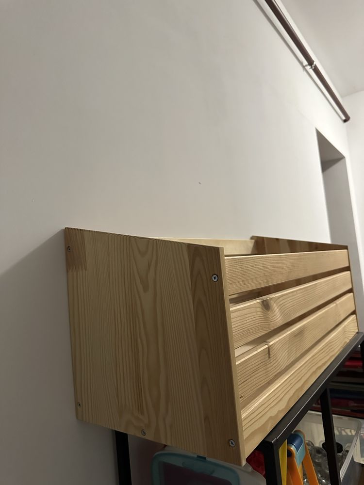 Drewniana półka solidna ikea na ksiazki zabawki