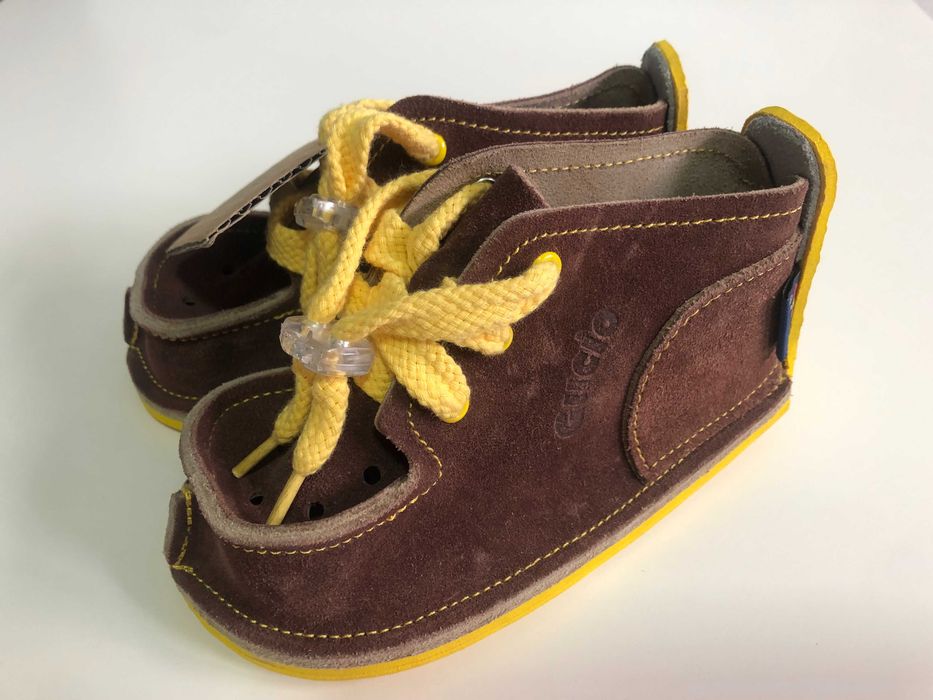 Buciki, buty dziecięce Gucio rozmiar 25