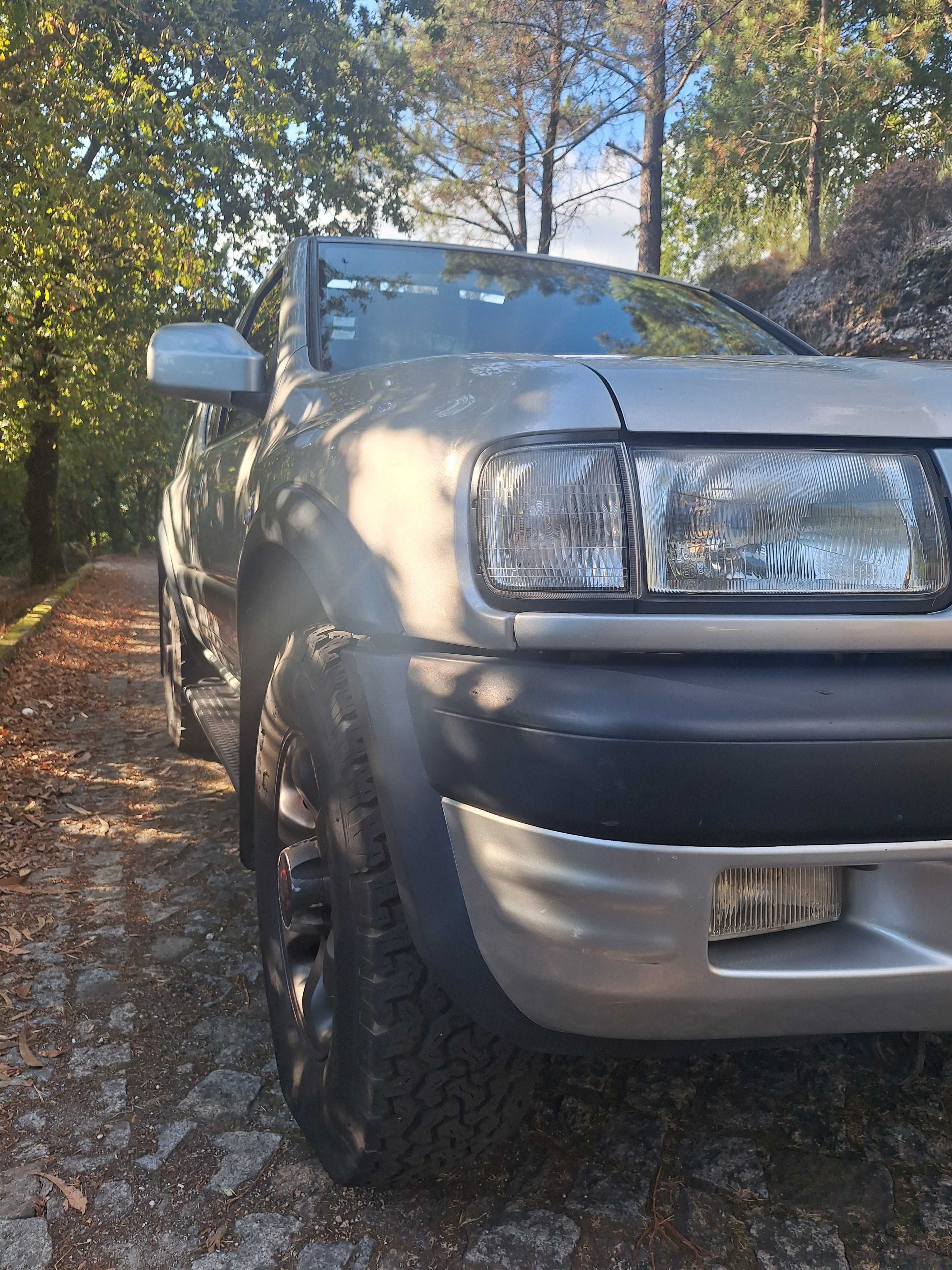 Opel frontera hard top