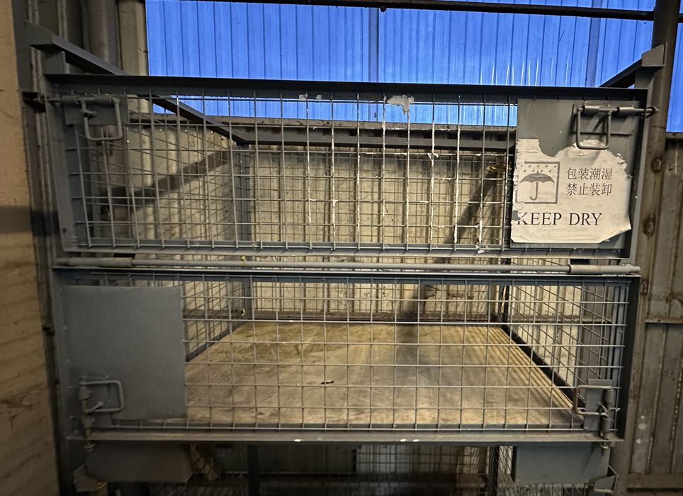 Giterbox , kosz paletowy do magazynowania lub transportu .