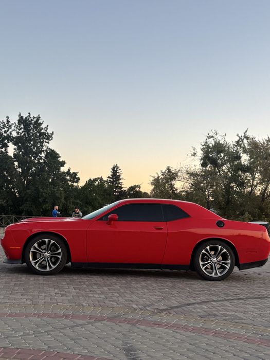 Dodge Challenger
