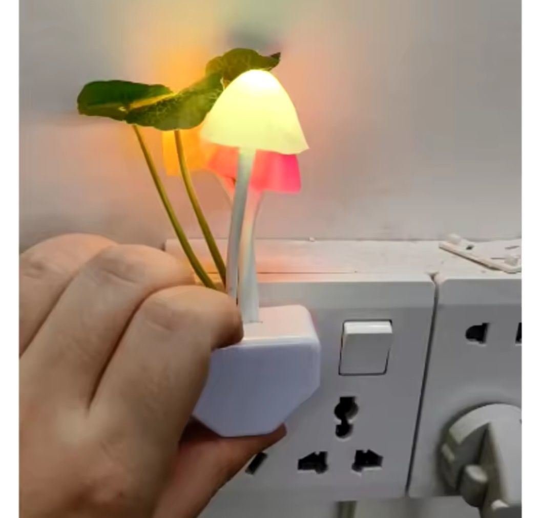 Kreatywny grzyb LED Avatar lampka nocna Bed Saving Sensor Light Lamp R