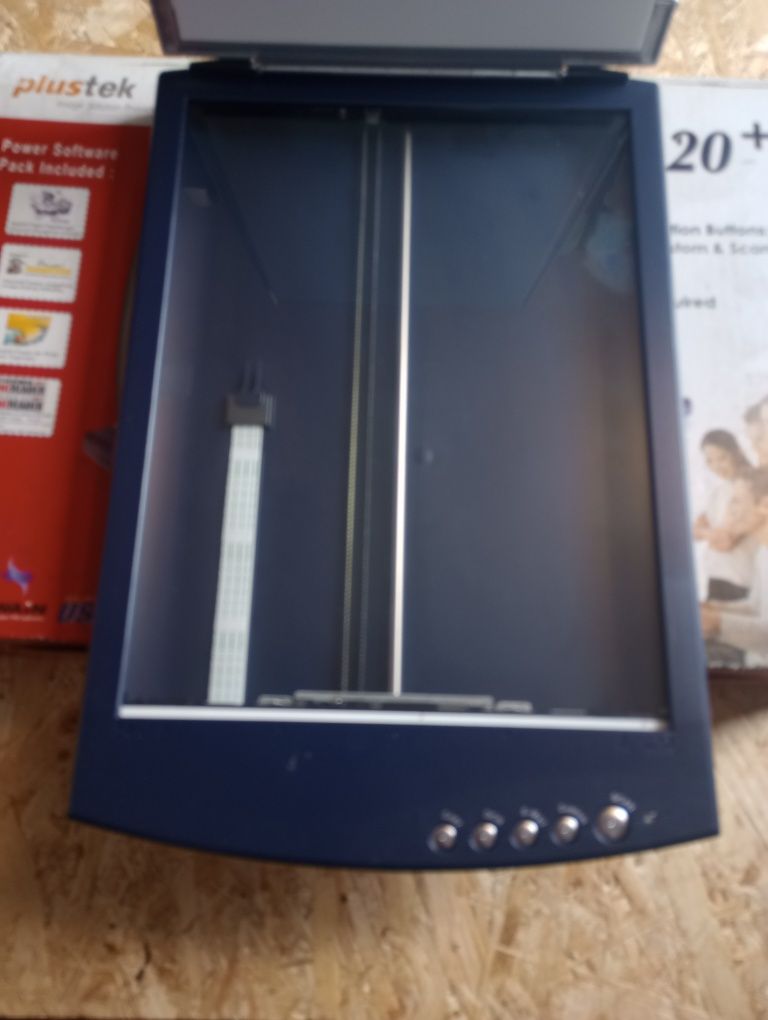PLUSTEK Optic Slim 2420 skaner scaner