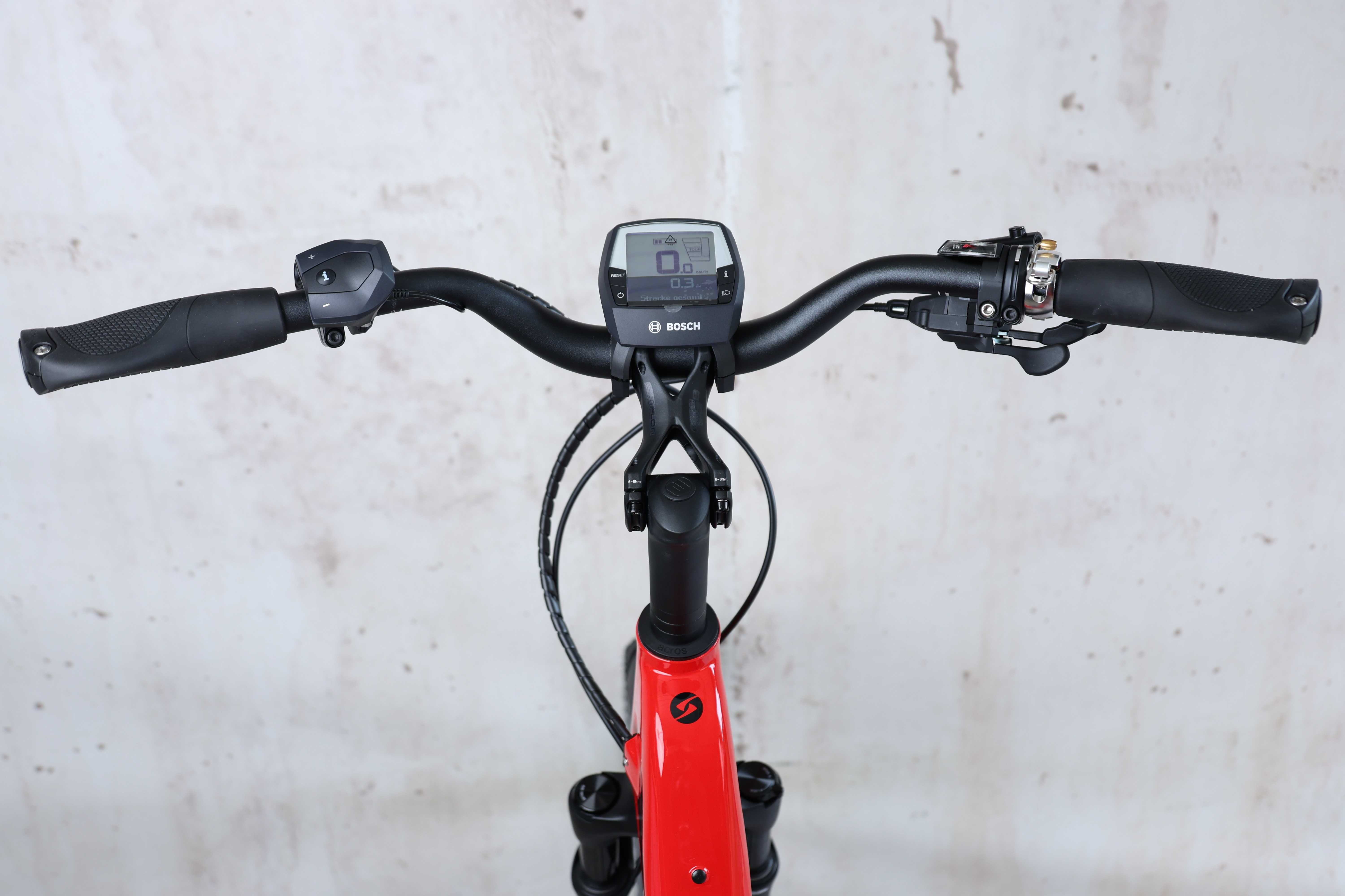 Rower elektryczny Simplon Chenoa, Bosch, 500 Wh, Rama Karbonowa, NOWY