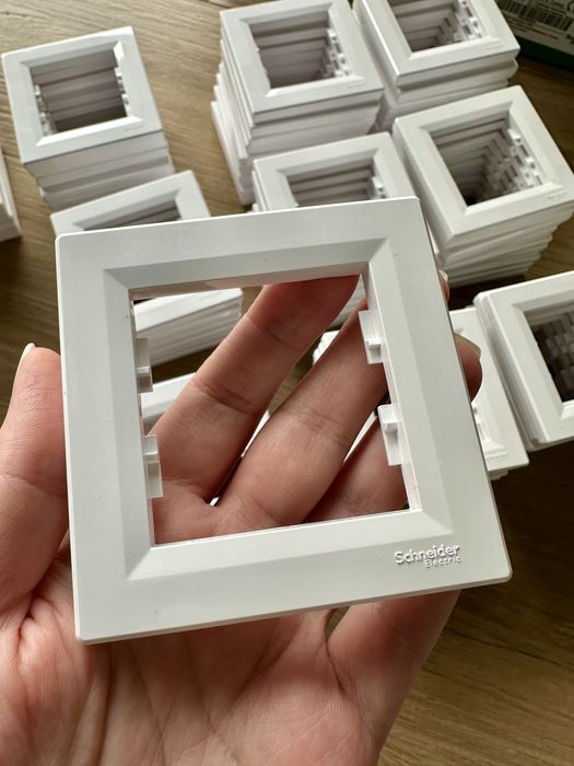 Рамка 1-постовая Schneider Electric Asfora