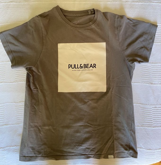 Camisola cinzenta e branca da Pull&Bear